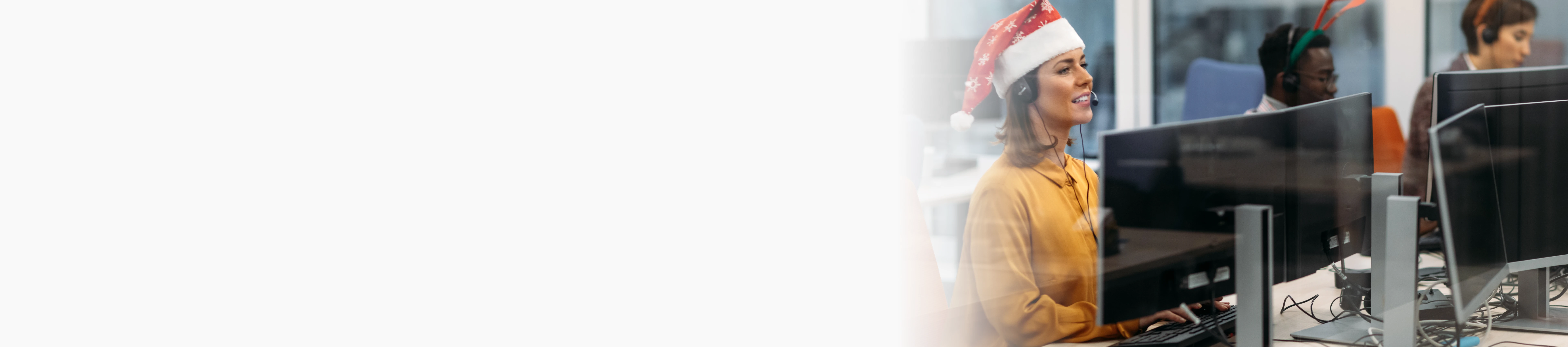 Business representative giving information on Dedicated Internet Access to a customer